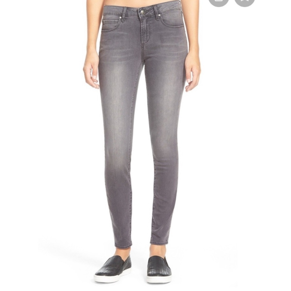 Grey skinny frayed-hem jeans